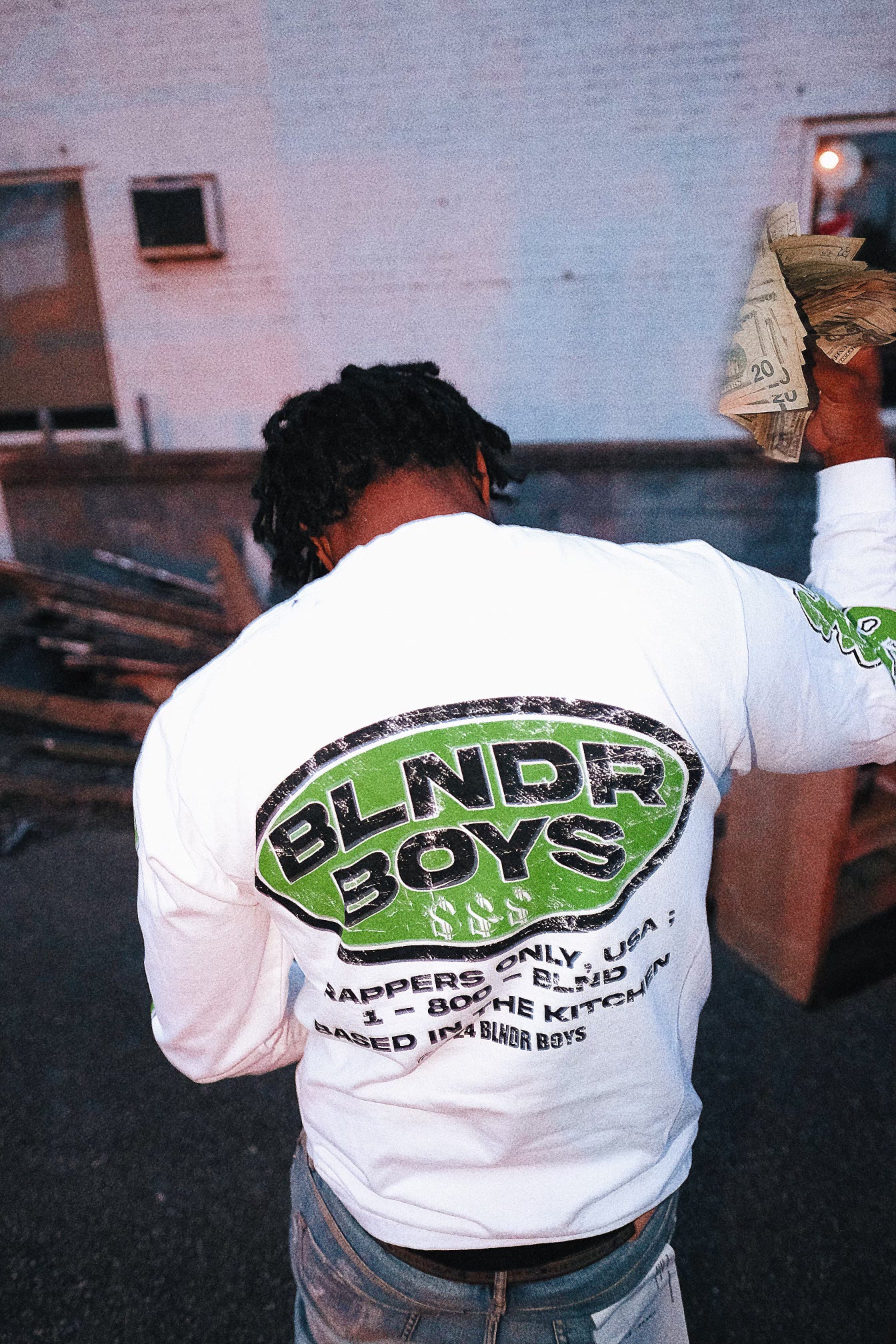 “Trappin ain’t dead long sleeve”